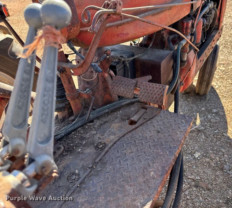 image for item DO0448 1953 Farmall Super M tractor
