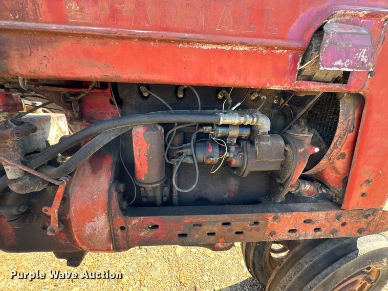 image for item DO0448 1953 Farmall Super M tractor