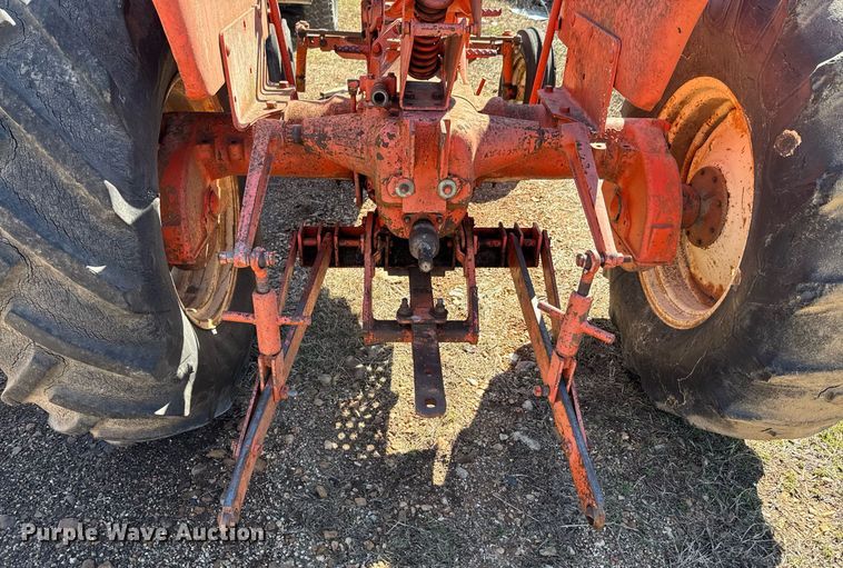 image for item DO0449 Allis-Chalmers D14 tractor