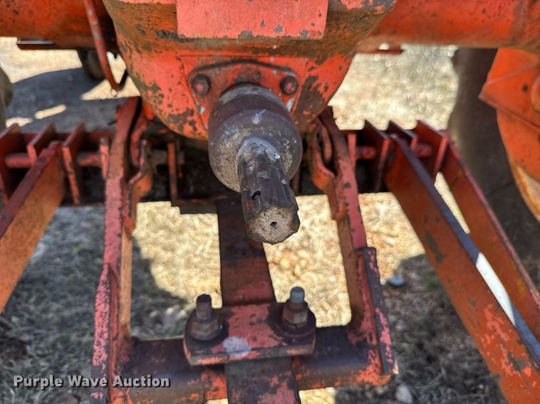 image for item DO0449 Allis-Chalmers D14 tractor