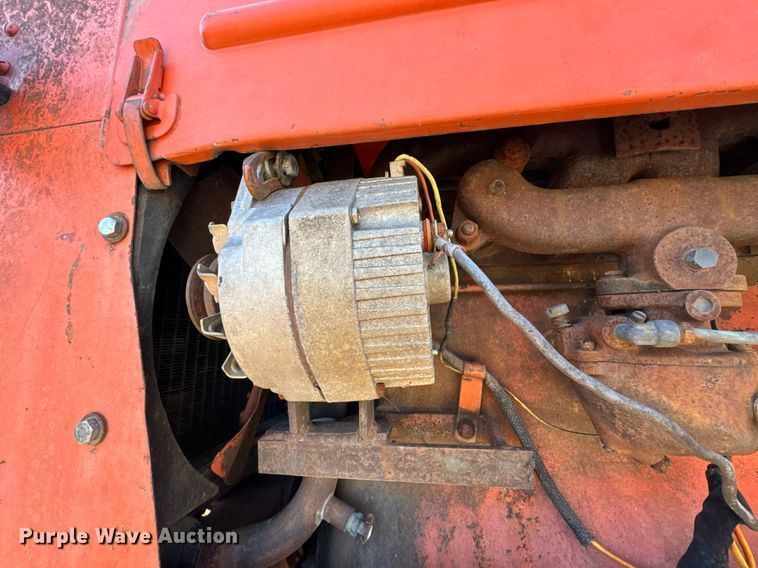 image for item DO0449 Allis-Chalmers D14 tractor