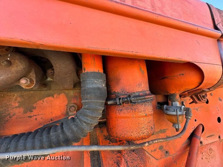 image for item DO0449 Allis-Chalmers D14 tractor