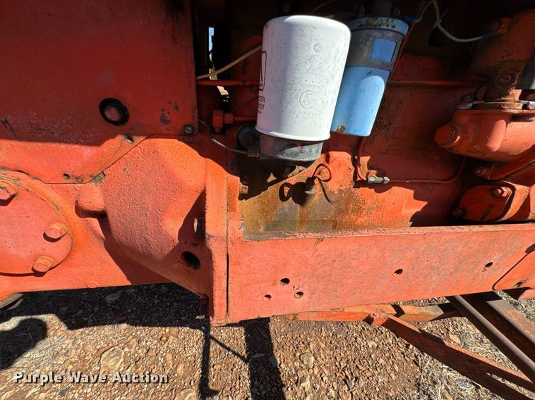 image for item DO0449 Allis-Chalmers D14 tractor
