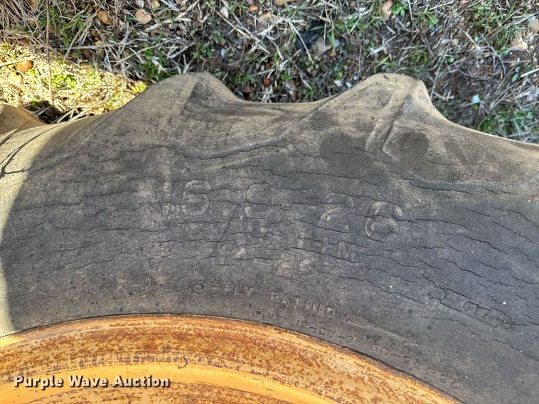 image for item DO0449 Allis-Chalmers D14 tractor