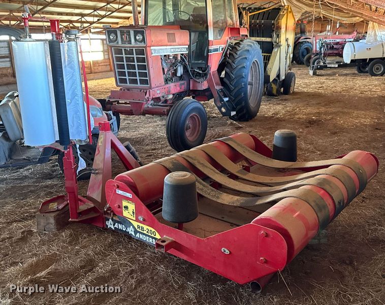 image for item DO0450 2016 Anderson RB-200 bale wrapper