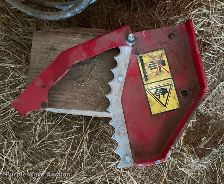 image for item DO0450 2016 Anderson RB-200 bale wrapper