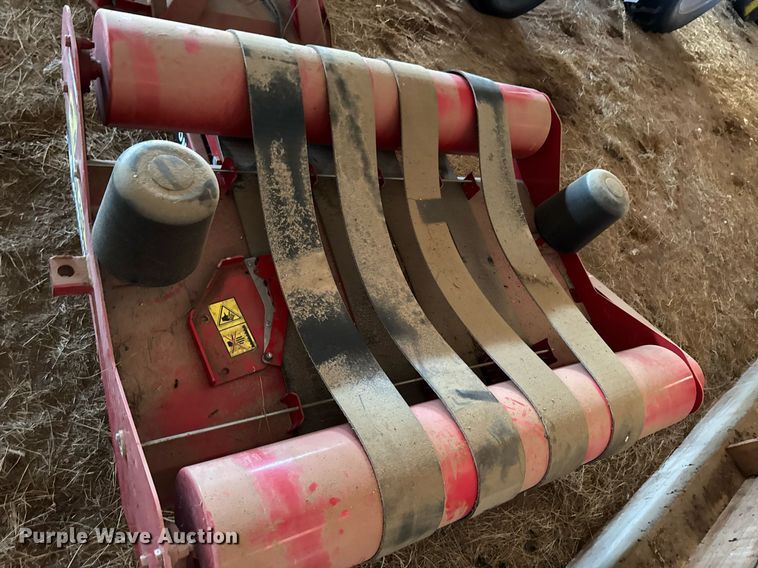 image for item DO0450 2016 Anderson RB-200 bale wrapper