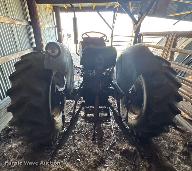 image for item DO0451 Long 1563 tractor