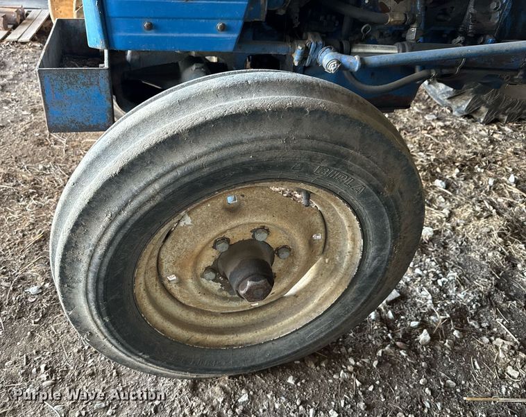 image for item DO0451 Long 1563 tractor