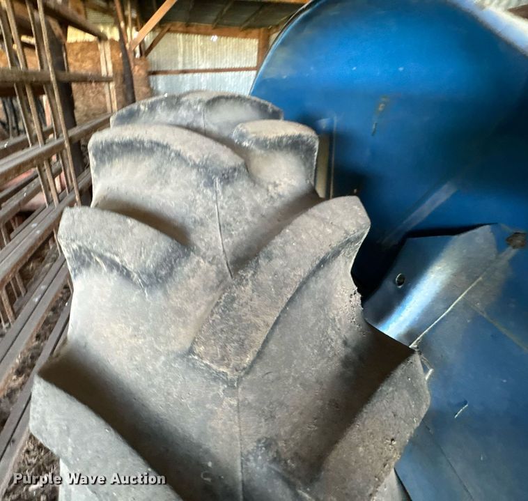 image for item DO0451 Long 1563 tractor