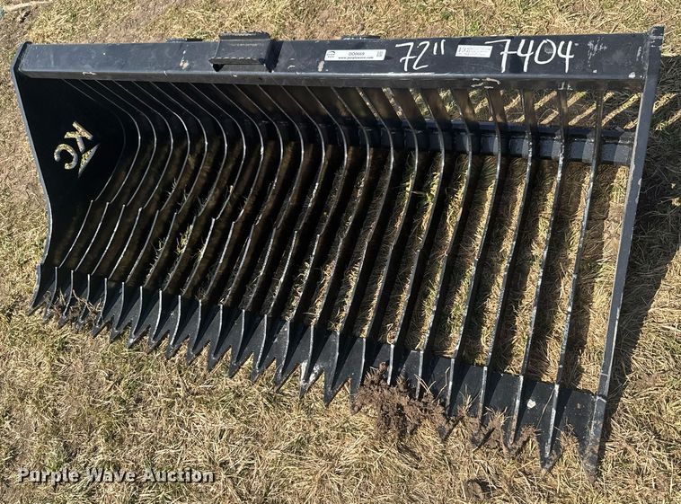 image for item DO0669 KC QT-SB-H72-F skid steer rock bucket