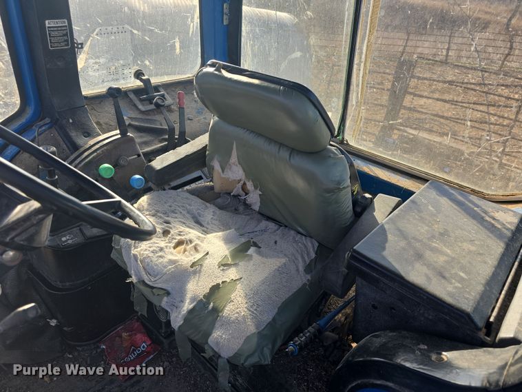 image for item DO7810 Ford 8730 tractor