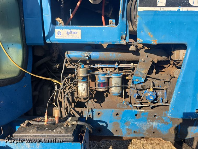 image for item DO7810 Ford 8730 tractor