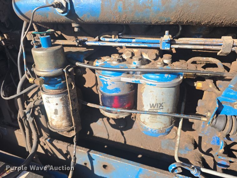 image for item DO7810 Ford 8730 tractor