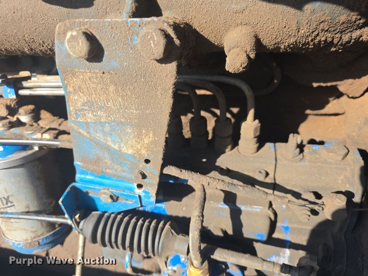 image for item DO7810 Ford 8730 tractor