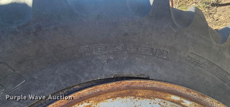 image for item DO7810 Ford 8730 tractor