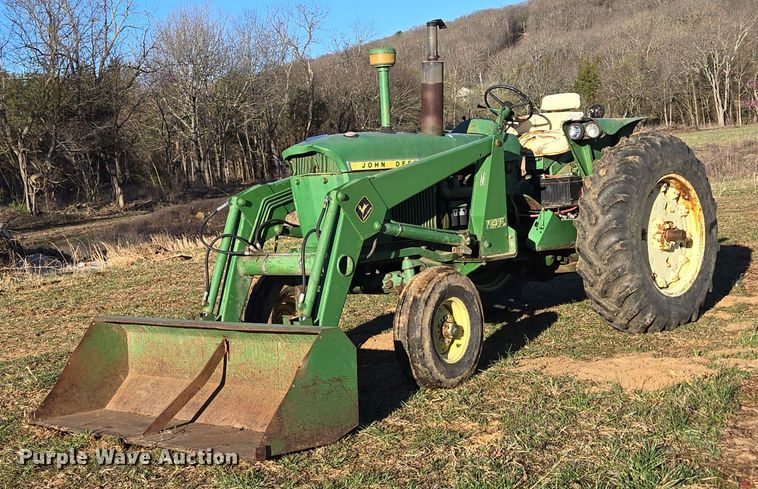 image for item DP6233 1966 John Deere 3020 tractor