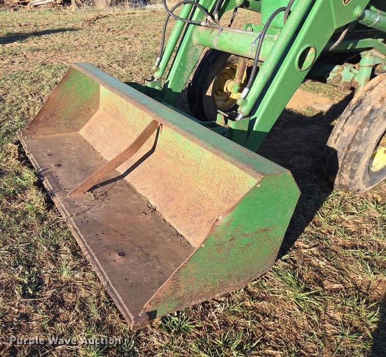 image for item DP6233 1966 John Deere 3020 tractor
