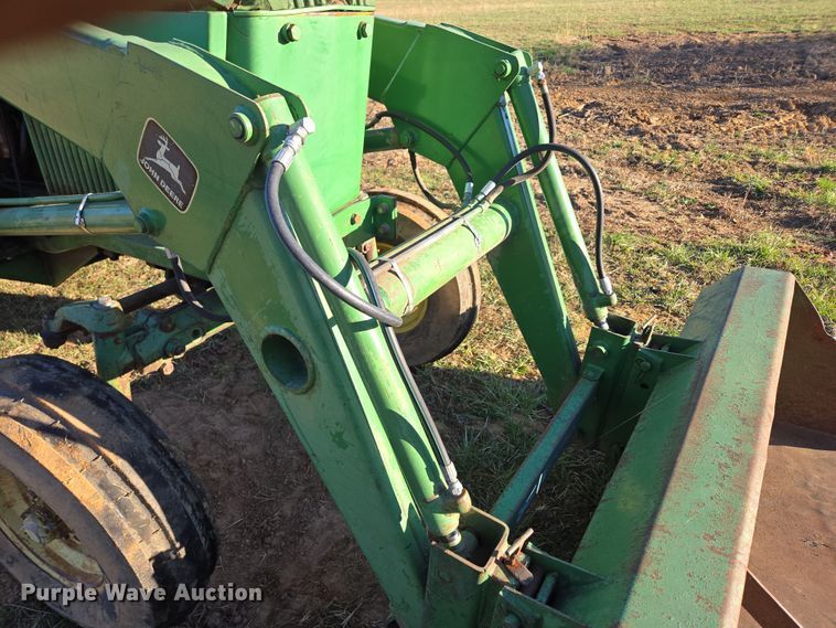 image for item DP6233 1966 John Deere 3020 tractor