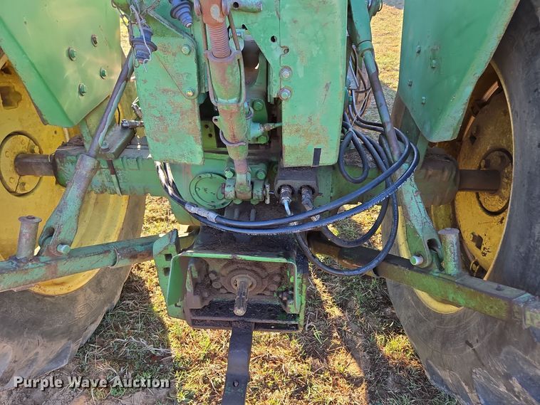 image for item DP6233 1966 John Deere 3020 tractor