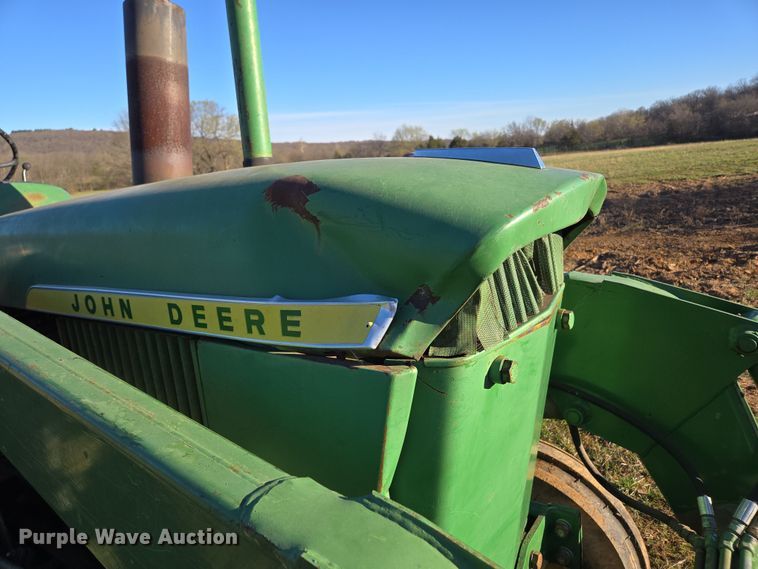 image for item DP6233 1966 John Deere 3020 tractor