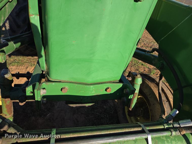 image for item DP6233 1966 John Deere 3020 tractor