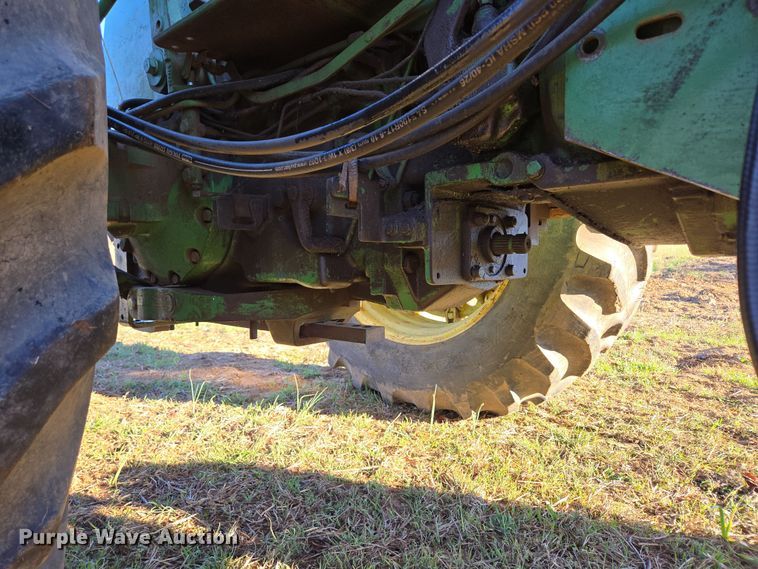 image for item DP6233 1966 John Deere 3020 tractor