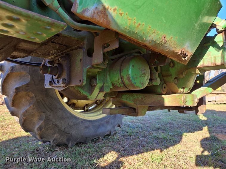 image for item DP6233 1966 John Deere 3020 tractor