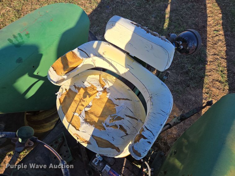 image for item DP6233 1966 John Deere 3020 tractor