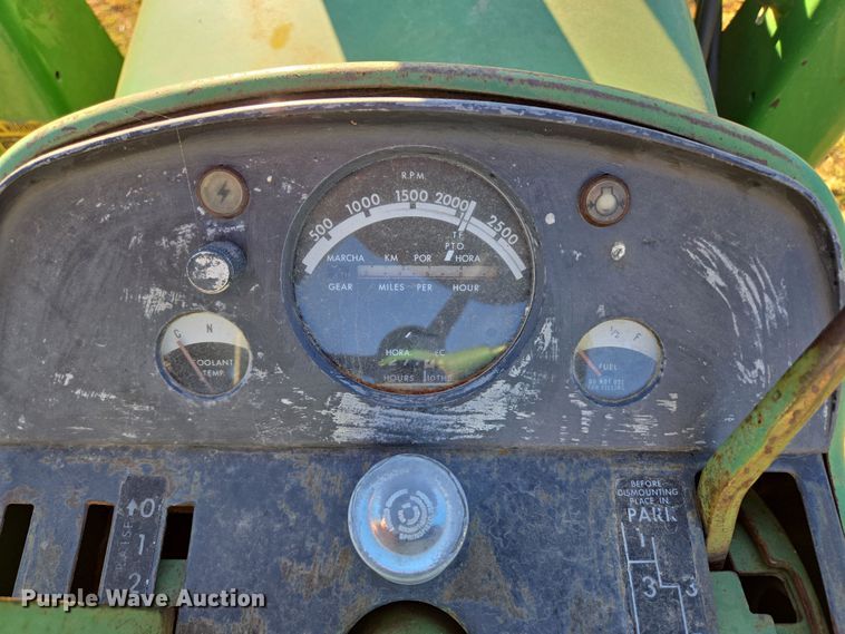 image for item DP6233 1966 John Deere 3020 tractor