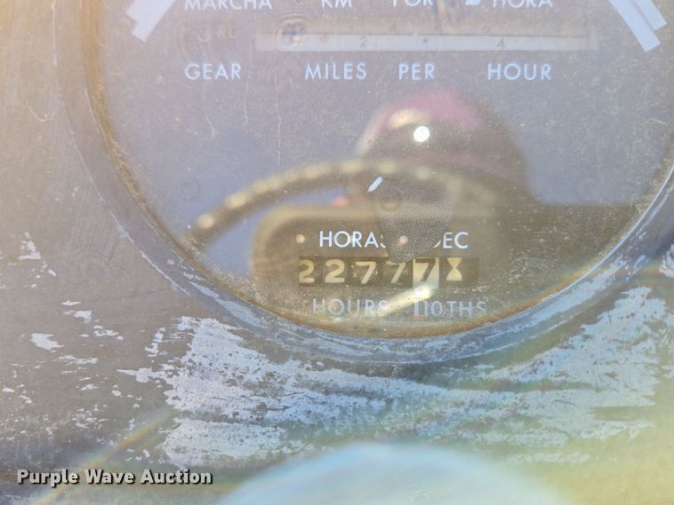 image for item DP6233 1966 John Deere 3020 tractor