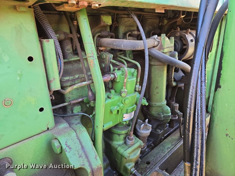 image for item DP6233 1966 John Deere 3020 tractor