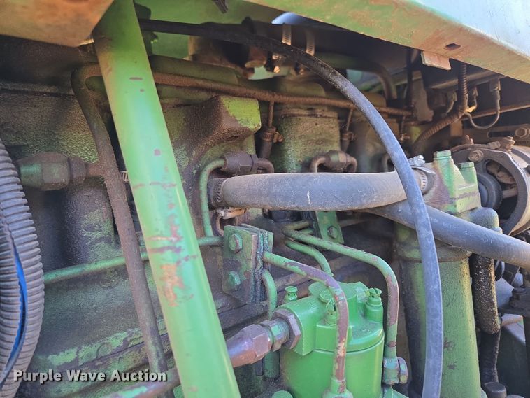 image for item DP6233 1966 John Deere 3020 tractor