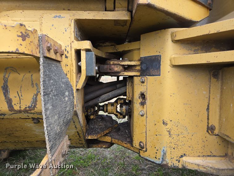 image for item DP6242 1999 Blount Hydro-AX 621E mulcher