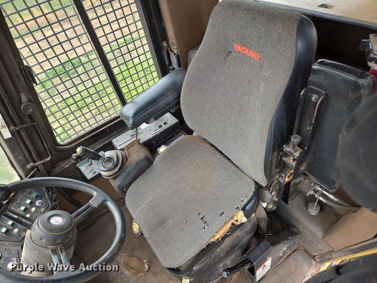 image for item DP6242 1999 Blount Hydro-AX 621E mulcher