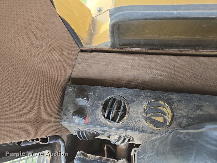 image for item DP6242 1999 Blount Hydro-AX 621E mulcher