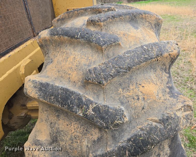 image for item DP6242 1999 Blount Hydro-AX 621E mulcher