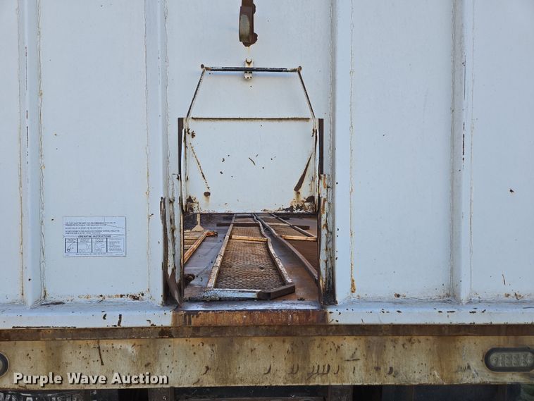 image for item DP6245 1991 International 8100  grain truck