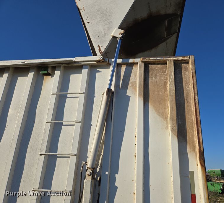 image for item DP6245 1991 International 8100  grain truck