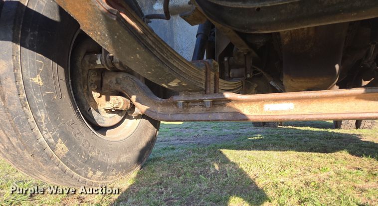 image for item DP6245 1991 International 8100  grain truck