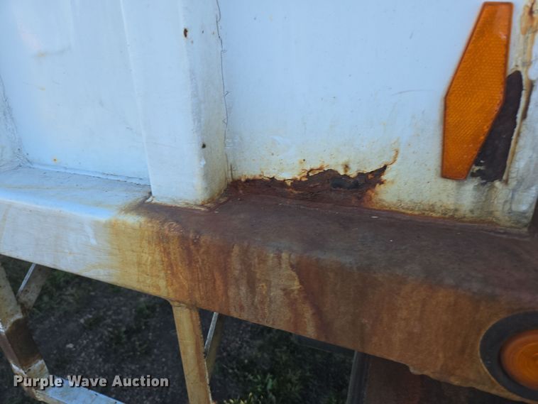 image for item DP6245 1991 International 8100  grain truck