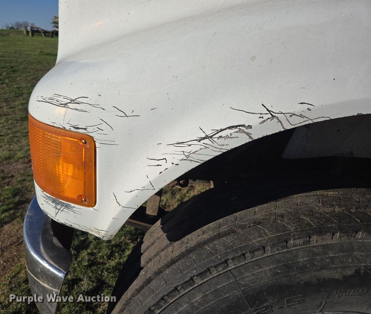 image for item DP6245 1991 International 8100  grain truck