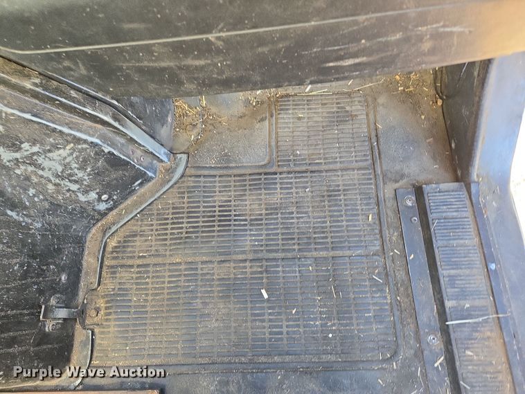 image for item DP6245 1991 International 8100  grain truck