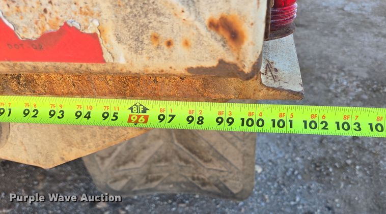 image for item DP6246 2005 International 7600 6x4 silage truck