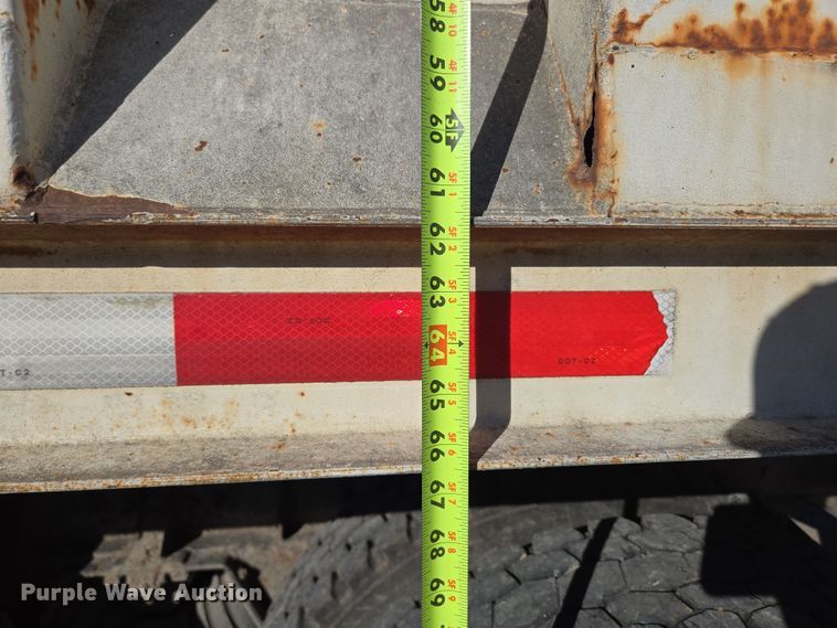 image for item DP6246 2005 International 7600 6x4 silage truck