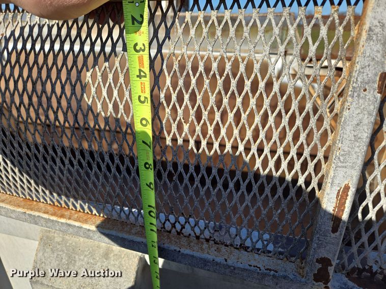 image for item DP6246 2005 International 7600 6x4 silage truck