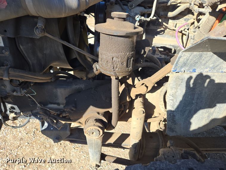 image for item DP6246 2005 International 7600 6x4 silage truck