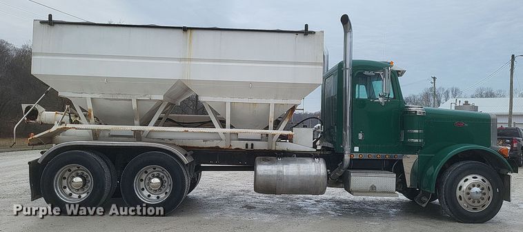 image for item DQ3865 1989 Peterbilt 379 glider kit fertilizer delivery truck