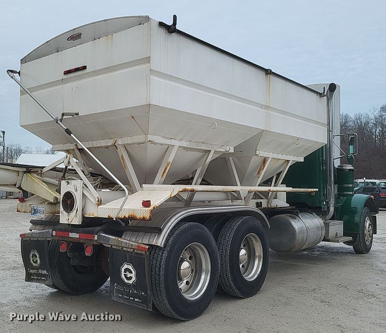 image for item DQ3865 1989 Peterbilt 379 glider kit fertilizer delivery truck