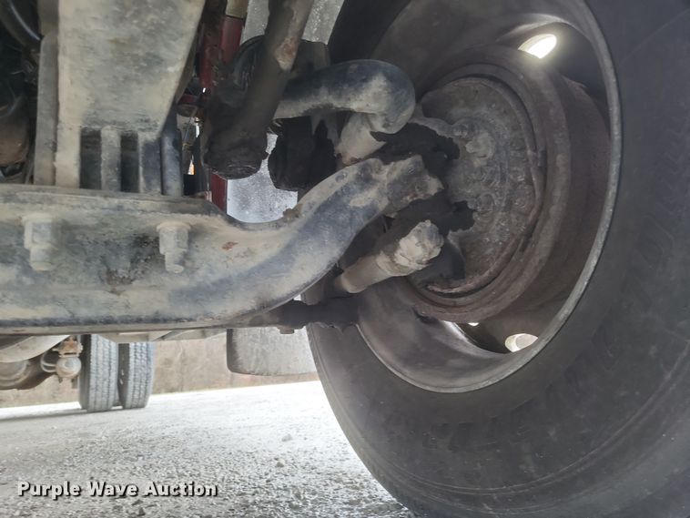 image for item DQ3865 1989 Peterbilt 379 glider kit fertilizer delivery truck